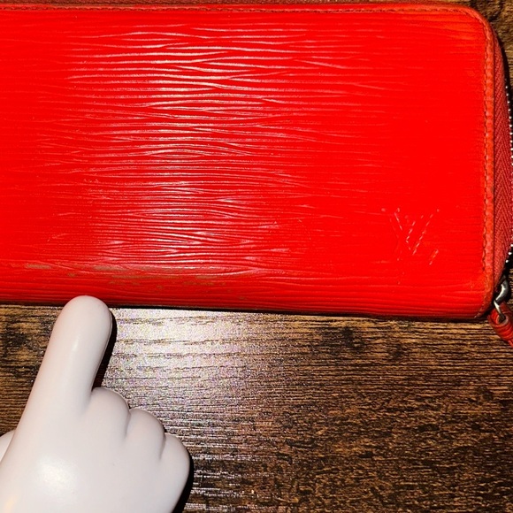 Louis Vuitton 2015 Epi Leather Clemence Wallet #M13116 - Picture 10 of 11